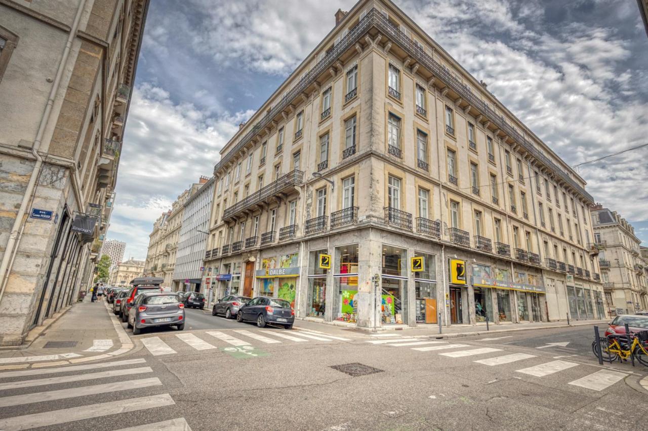 Libertad - Verdun Grenoble Exteriör bild
